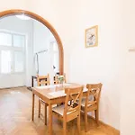Comfy Large 부다페스트