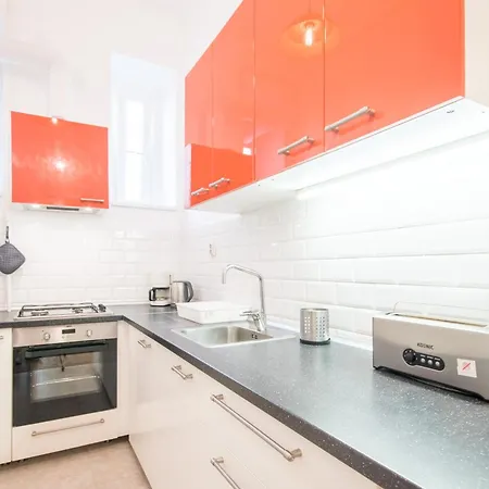 Comfy Large Budapest